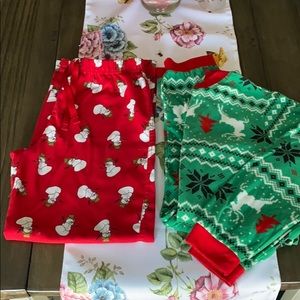 🎄Size 10 Christmas PJ’s🎄